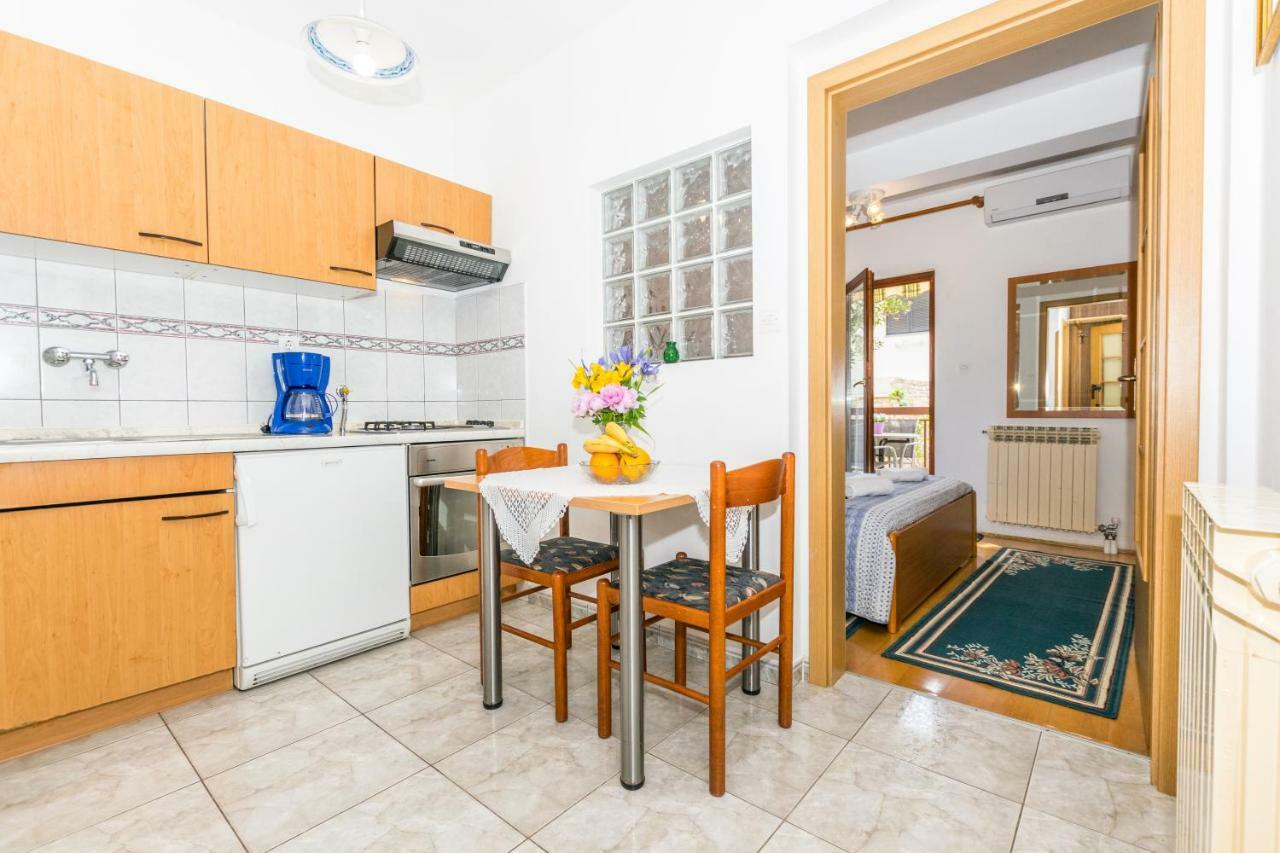 Apartment Darinka Pula Exteriér fotografie